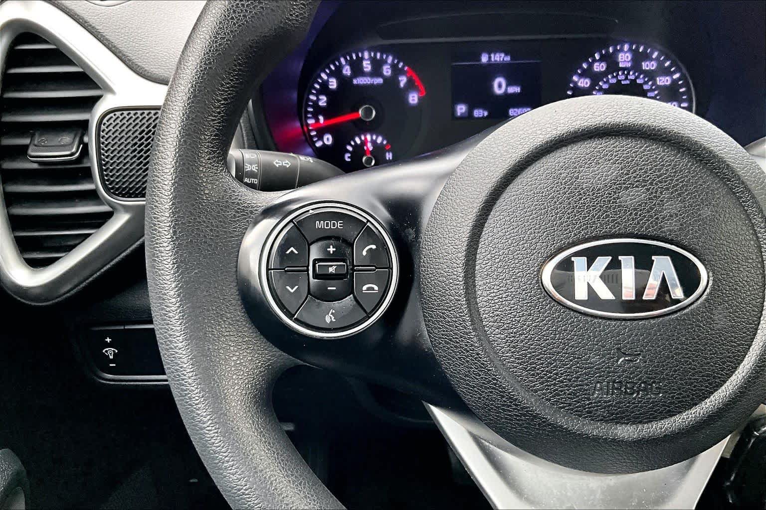 Used 2020 Kia Soul LX FWD image 23