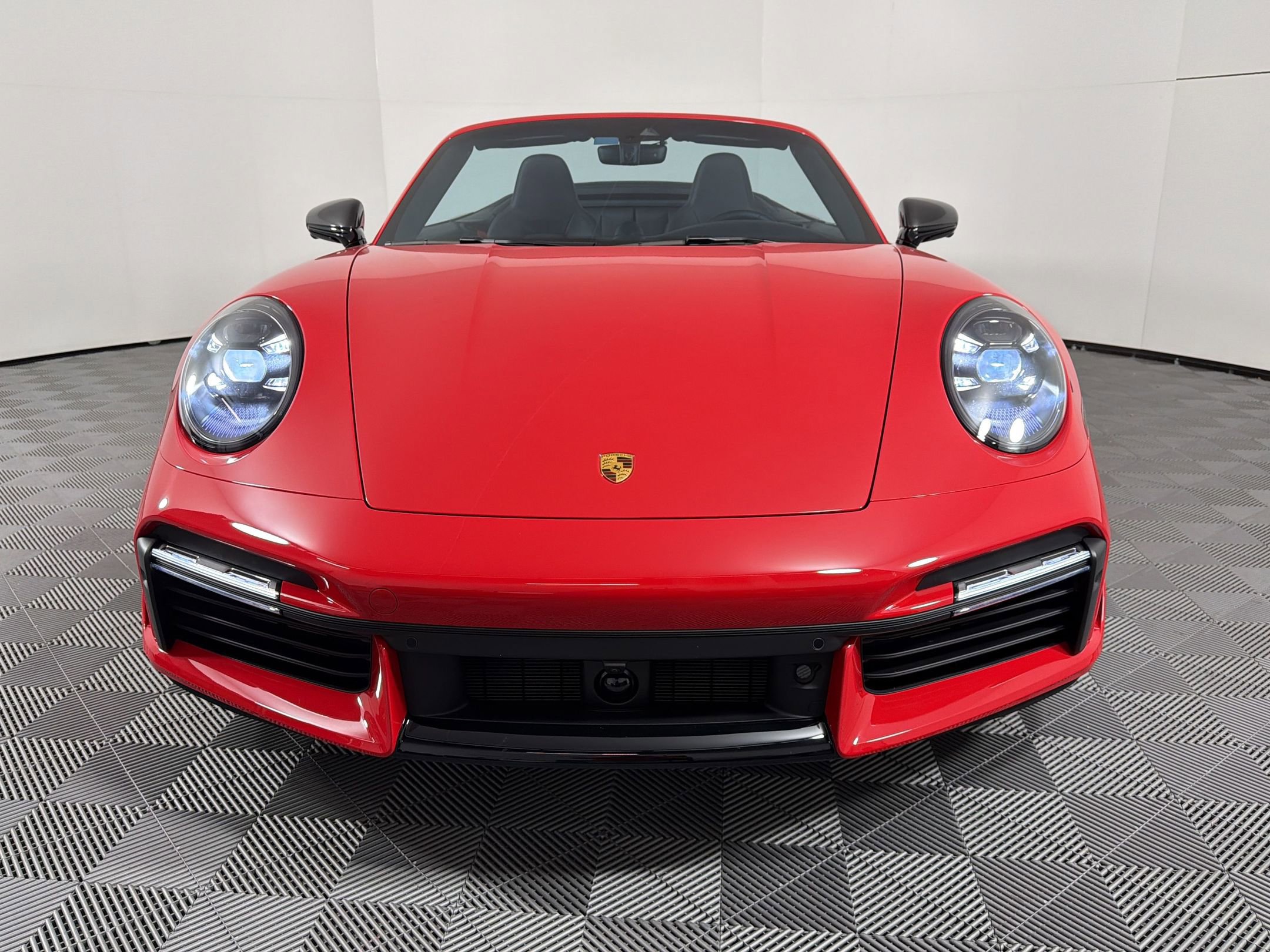 Certified 2025 Porsche 911 Turbo S image 6