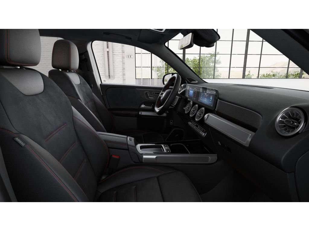 New 2024 Mercedes-Benz GLB 250 4MATIC image 4