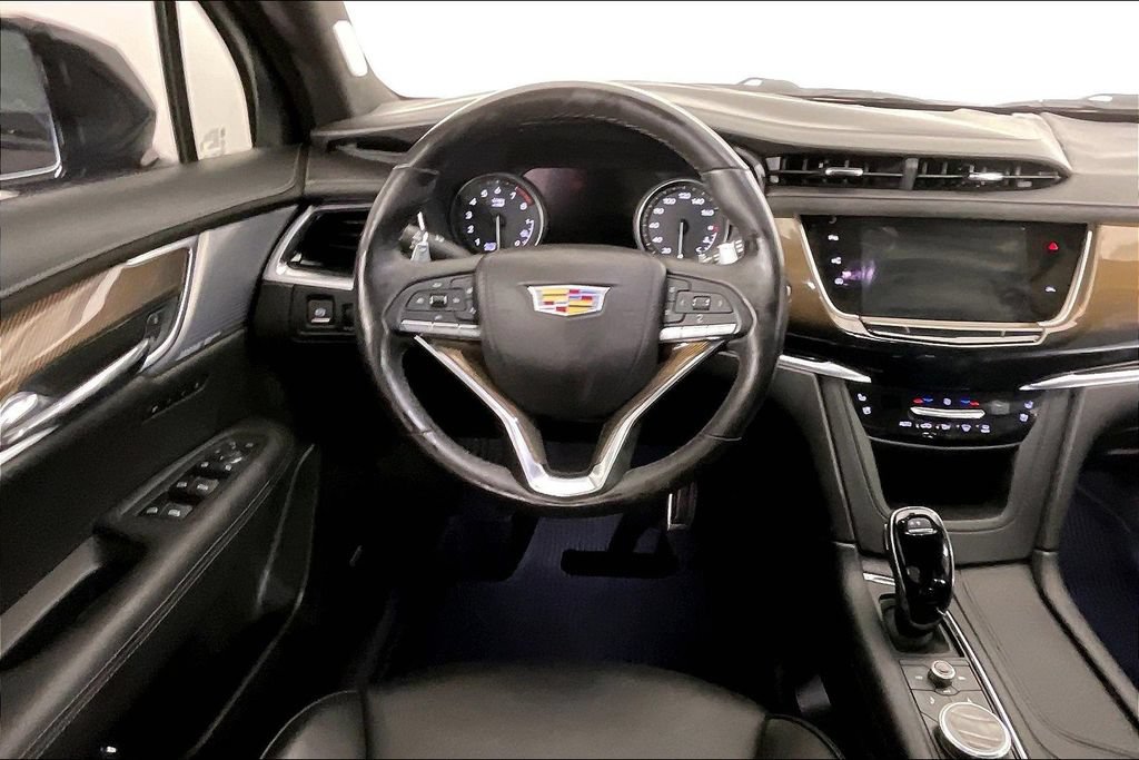Used 2024 Cadillac XT6 Sport w/ Platinum Package AWD/4WD image 6