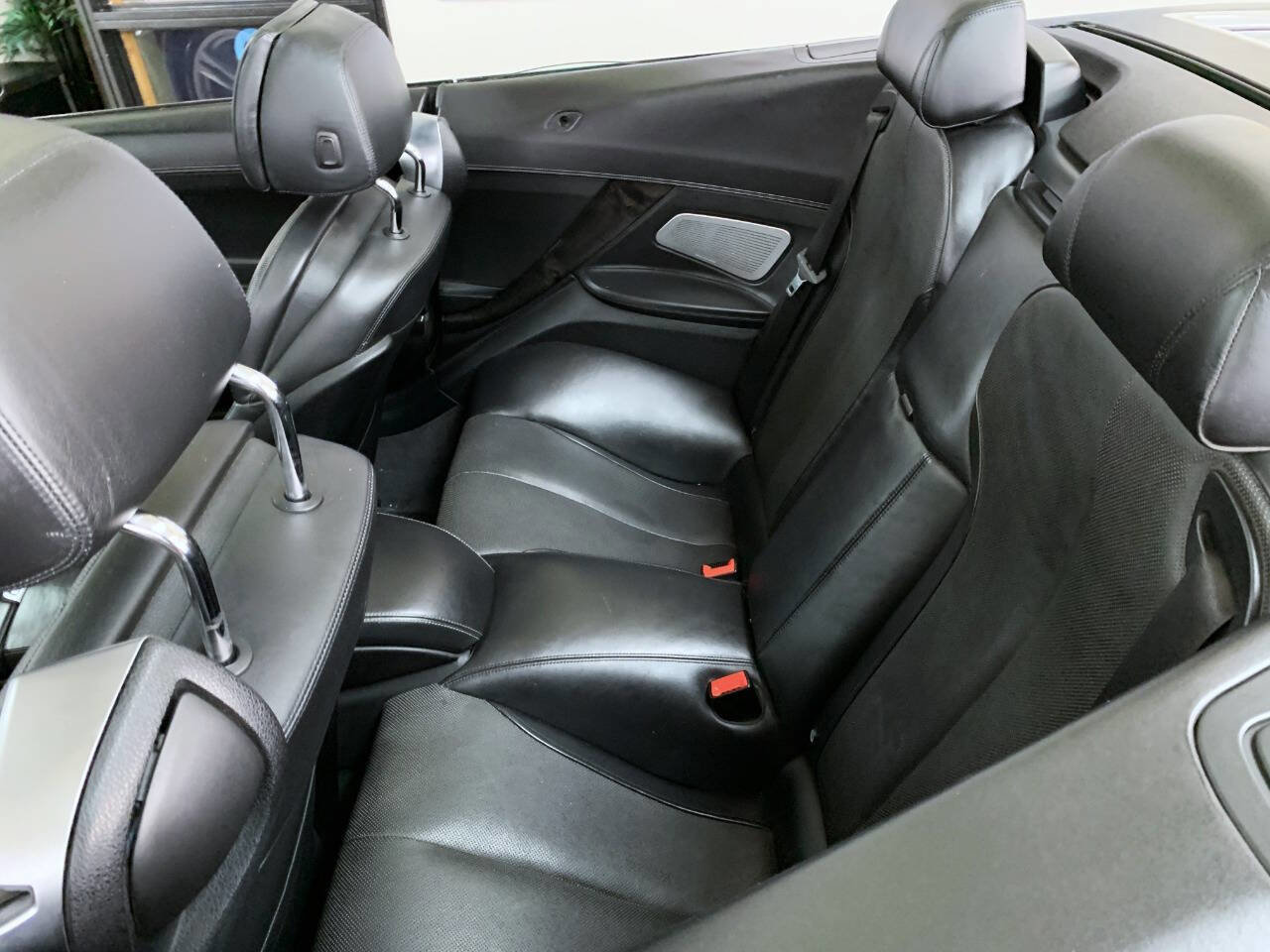 Used 2012 BMW 650i Convertible image 15