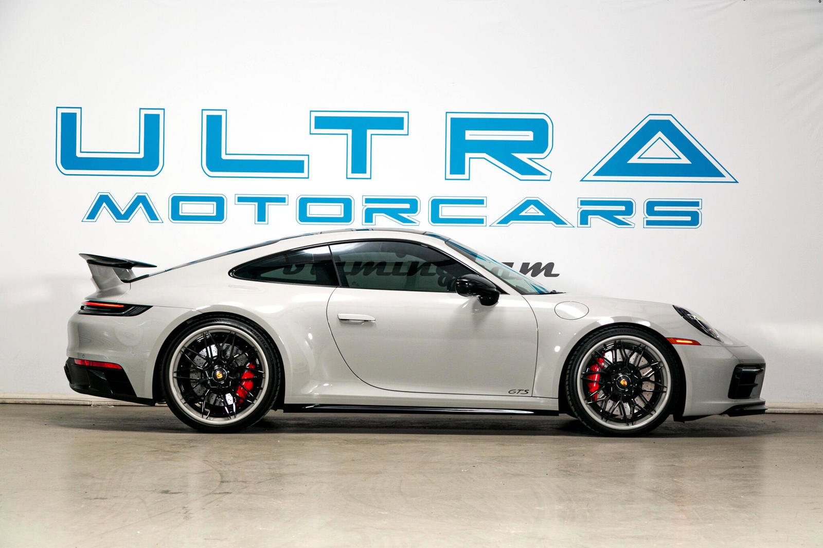 Used 2023 Porsche 911 Carrera 4 GTS image 3