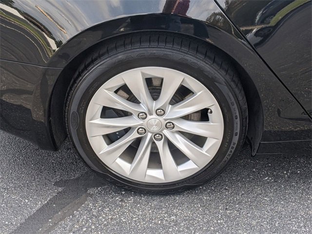 Used 2017 Tesla Model S 60 image 8