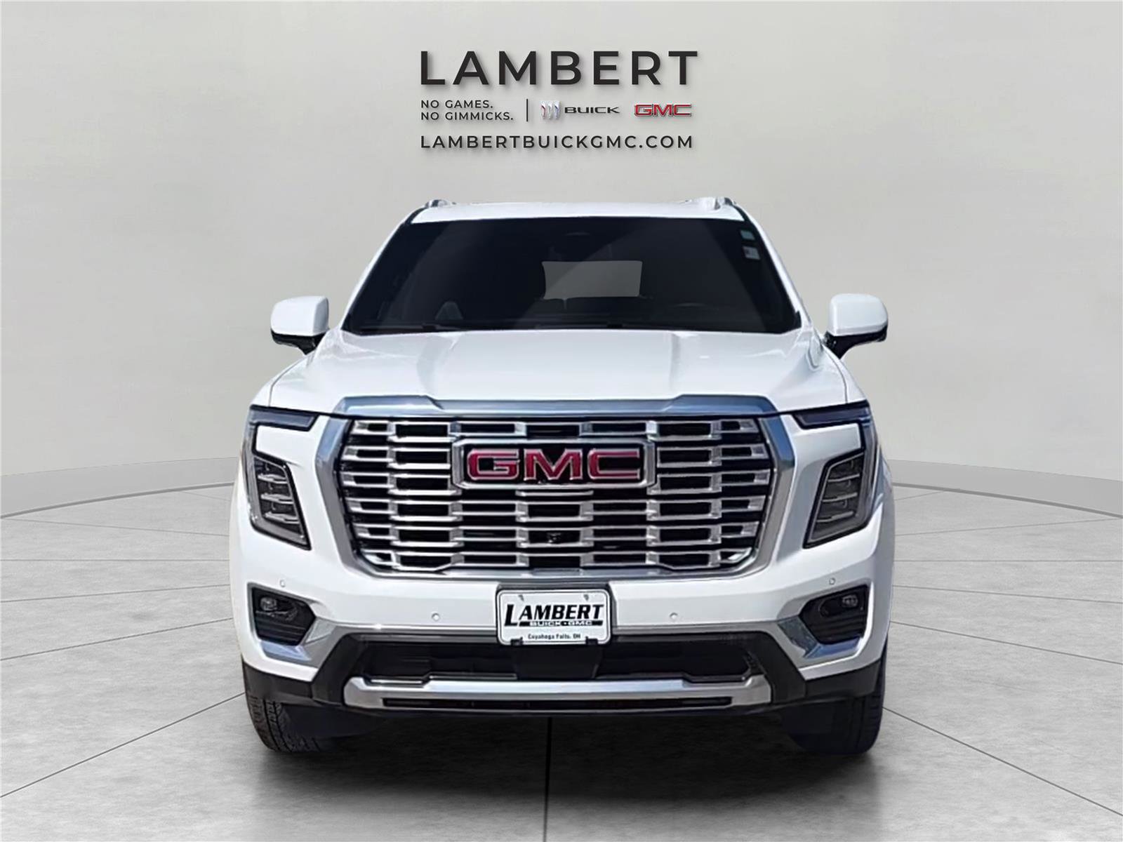 Used 2025 GMC Yukon XL Denali AWD/4WD image 8