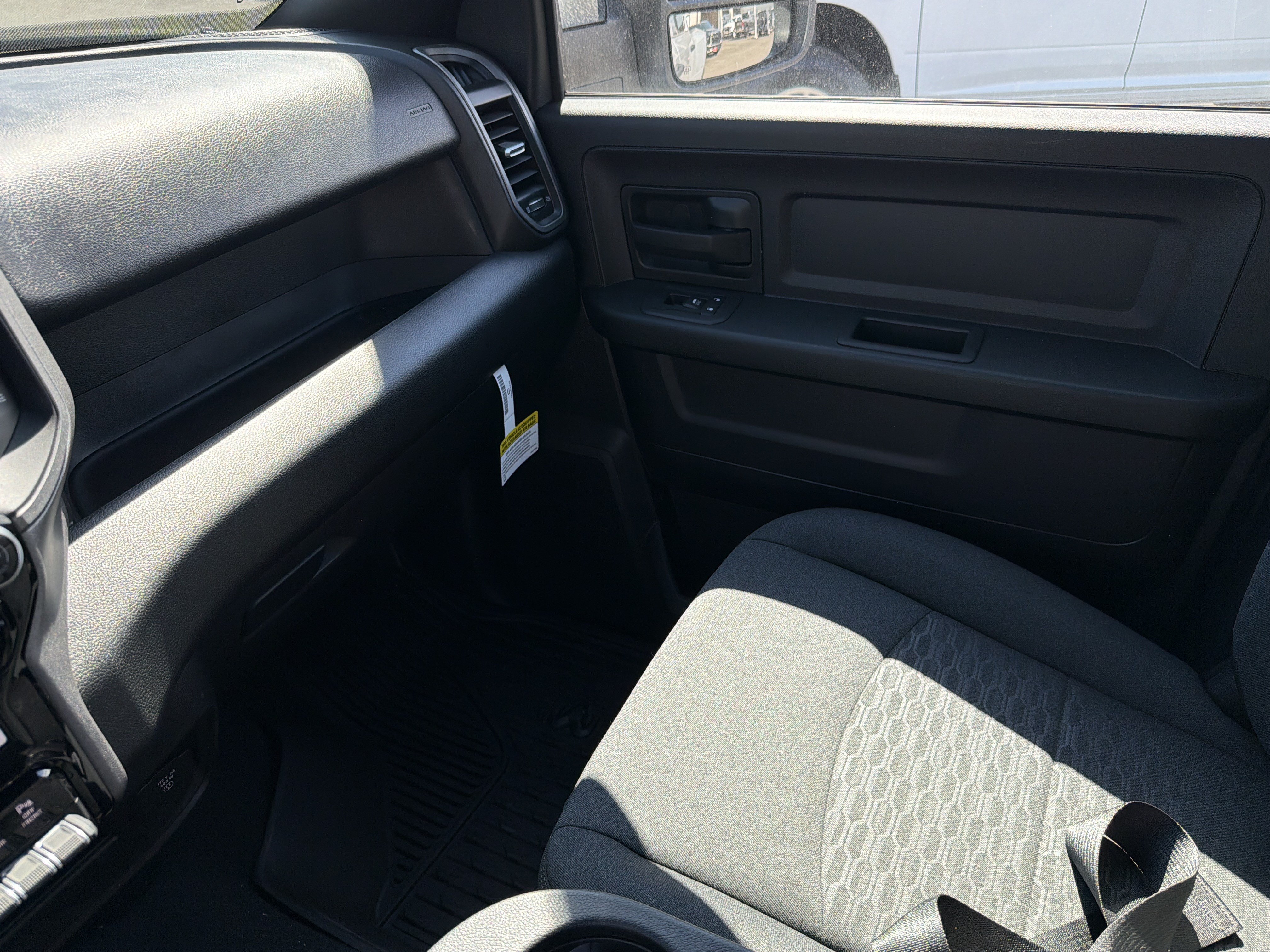 New 2026 RAM 3500 Tradesman AWD/4WD image 24