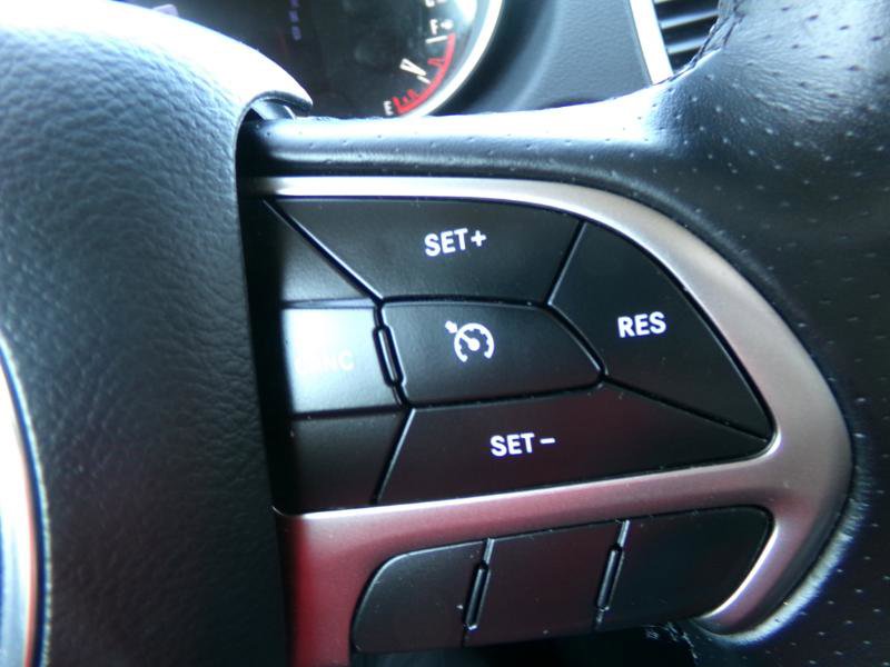 Used 2020 Dodge Durango SXT image 15