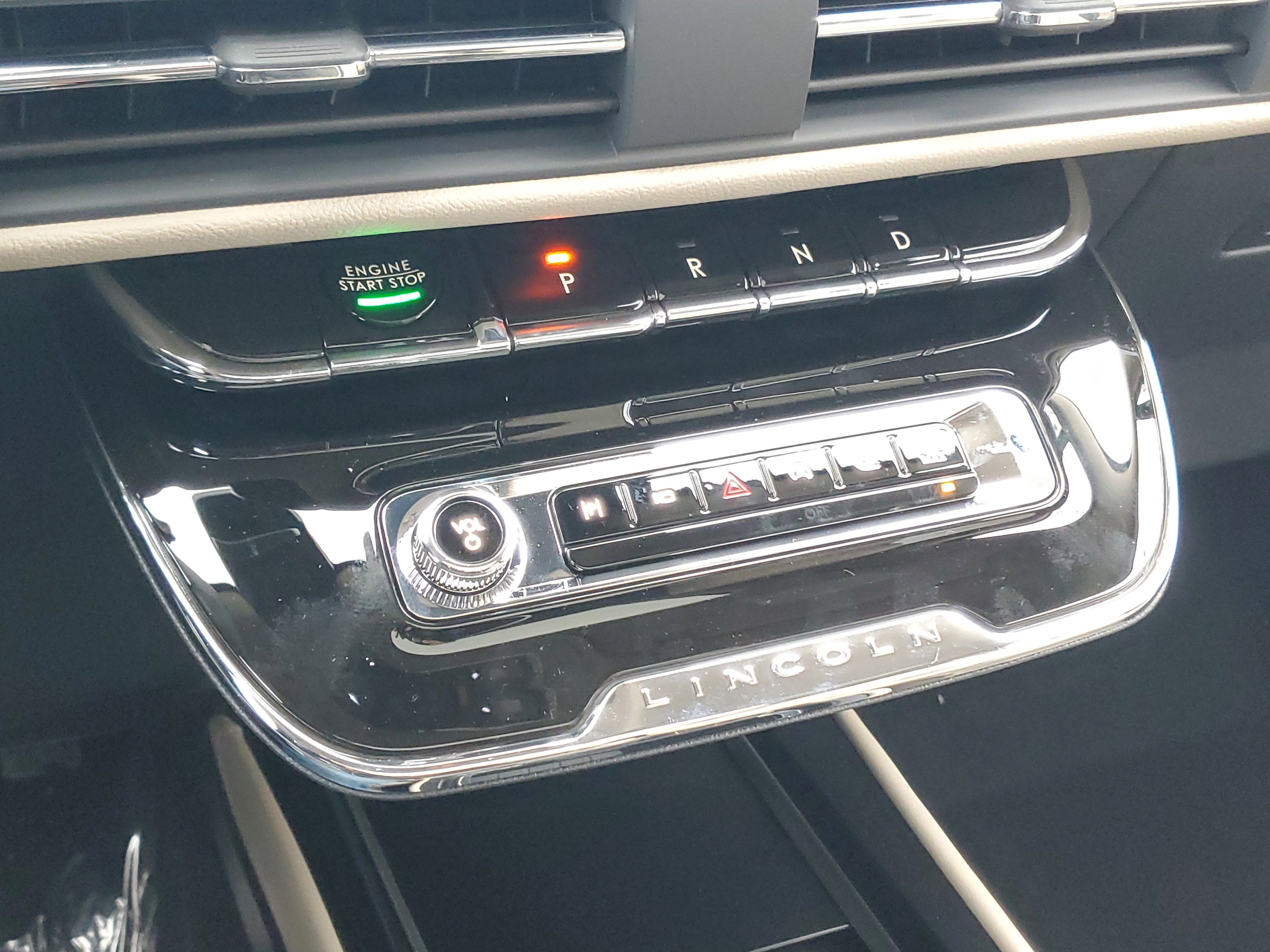 New 2026 Lincoln Corsair Premiere image 22