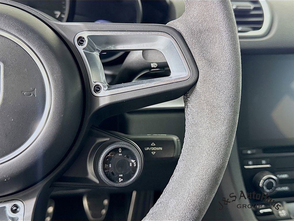 Used 2018 Porsche 718 Cayman GTS RWD image 14