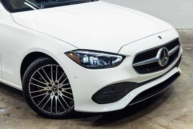 Used 2024 Mercedes-Benz C 300 4MATIC Sedan image 5