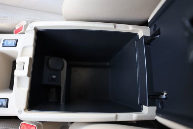 Used 2018 Nissan Rogue SL w/ Premium Package AWD/4WD image 32