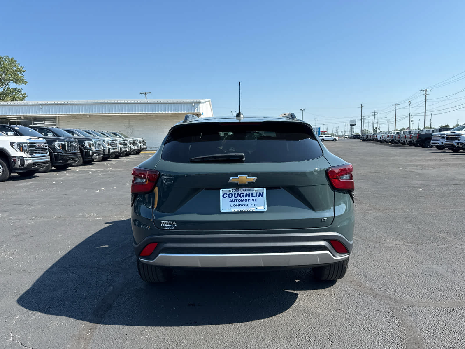 Certified 2025 Chevrolet Trax LT w/ LT Convenience Package FWD image 4