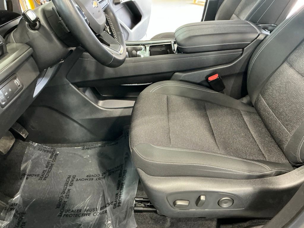 Used 2024 Chevrolet Traverse LT image 19