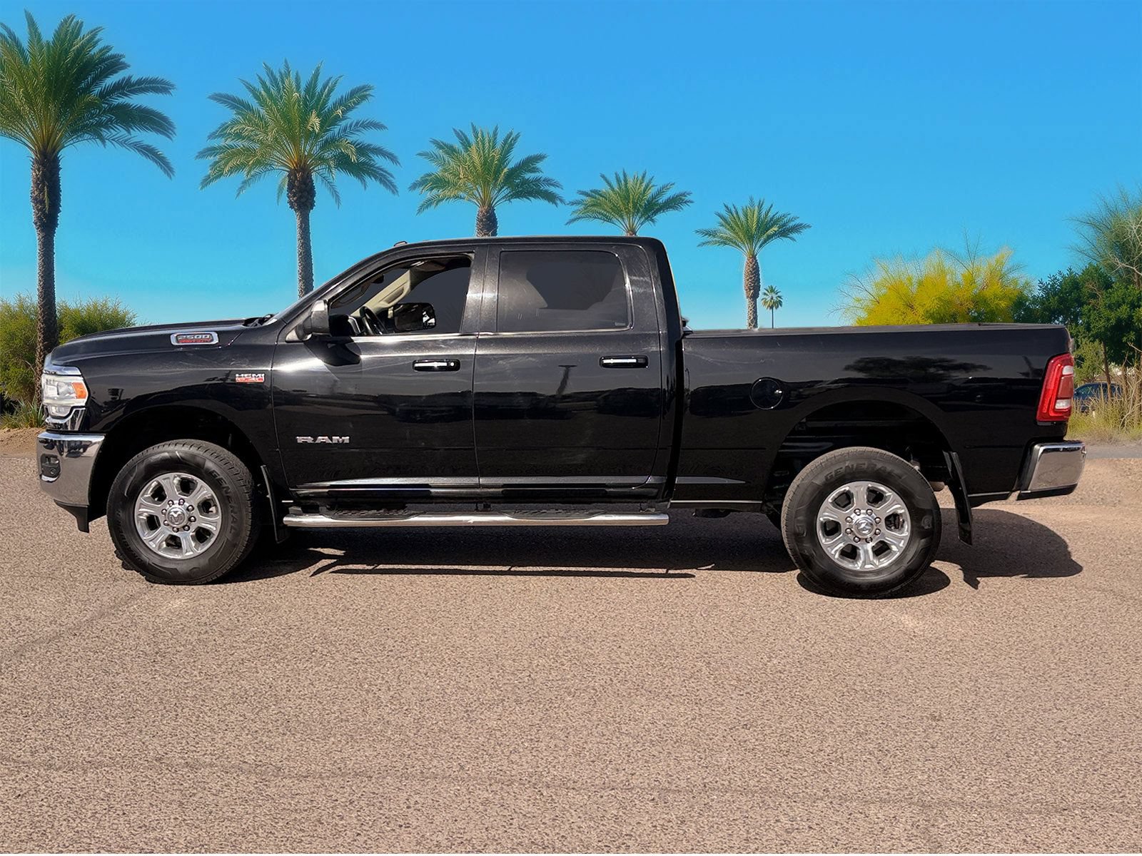 Used 2019 RAM 2500 Big Horn AWD/4WD image 2