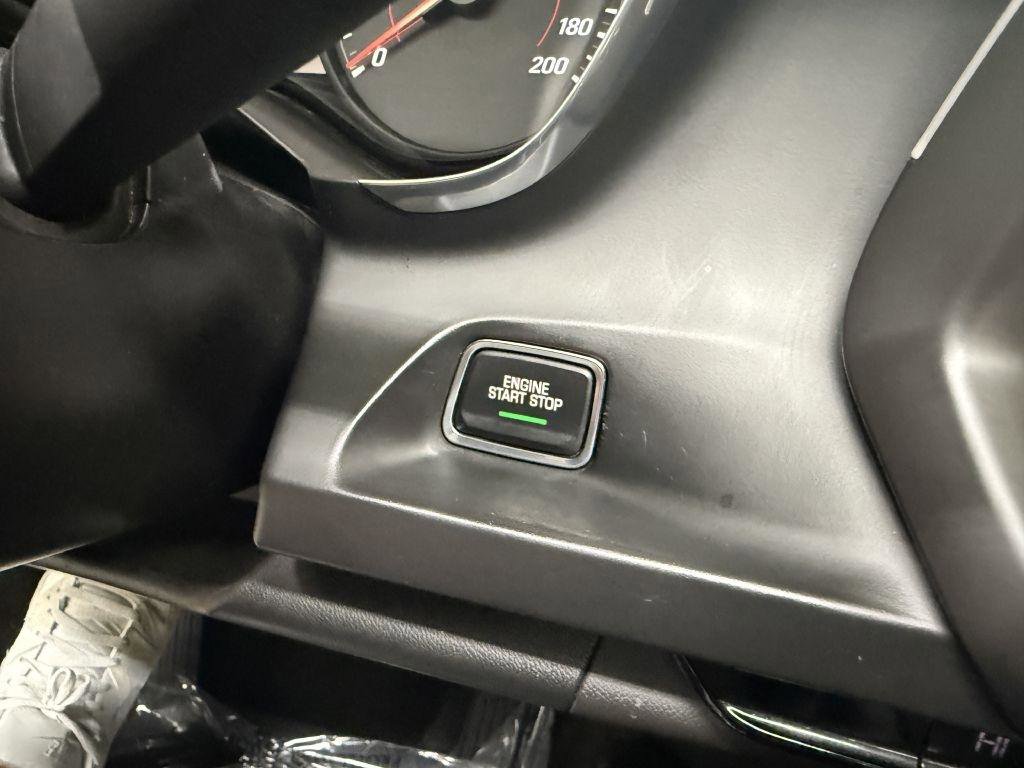 Used 2017 Chevrolet Camaro SS image 17