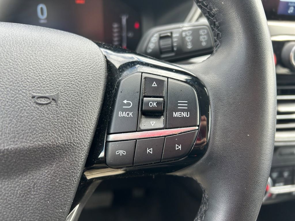 Used 2024 Ford Escape Active AWD/4WD image 21