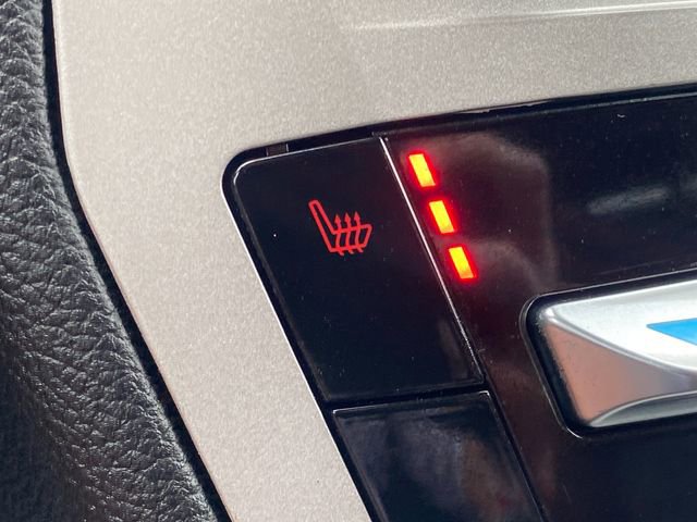 Used 2023 Ford Explorer XLT w/ Class IV Trailer Tow Package AWD/4WD image 28