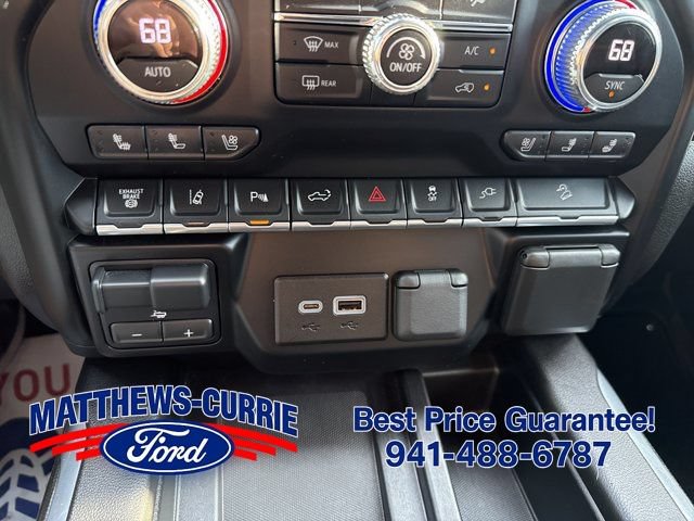 Used 2022 GMC Sierra 2500 AT4 w/ AT4 Premium Plus Package AWD/4WD image 24