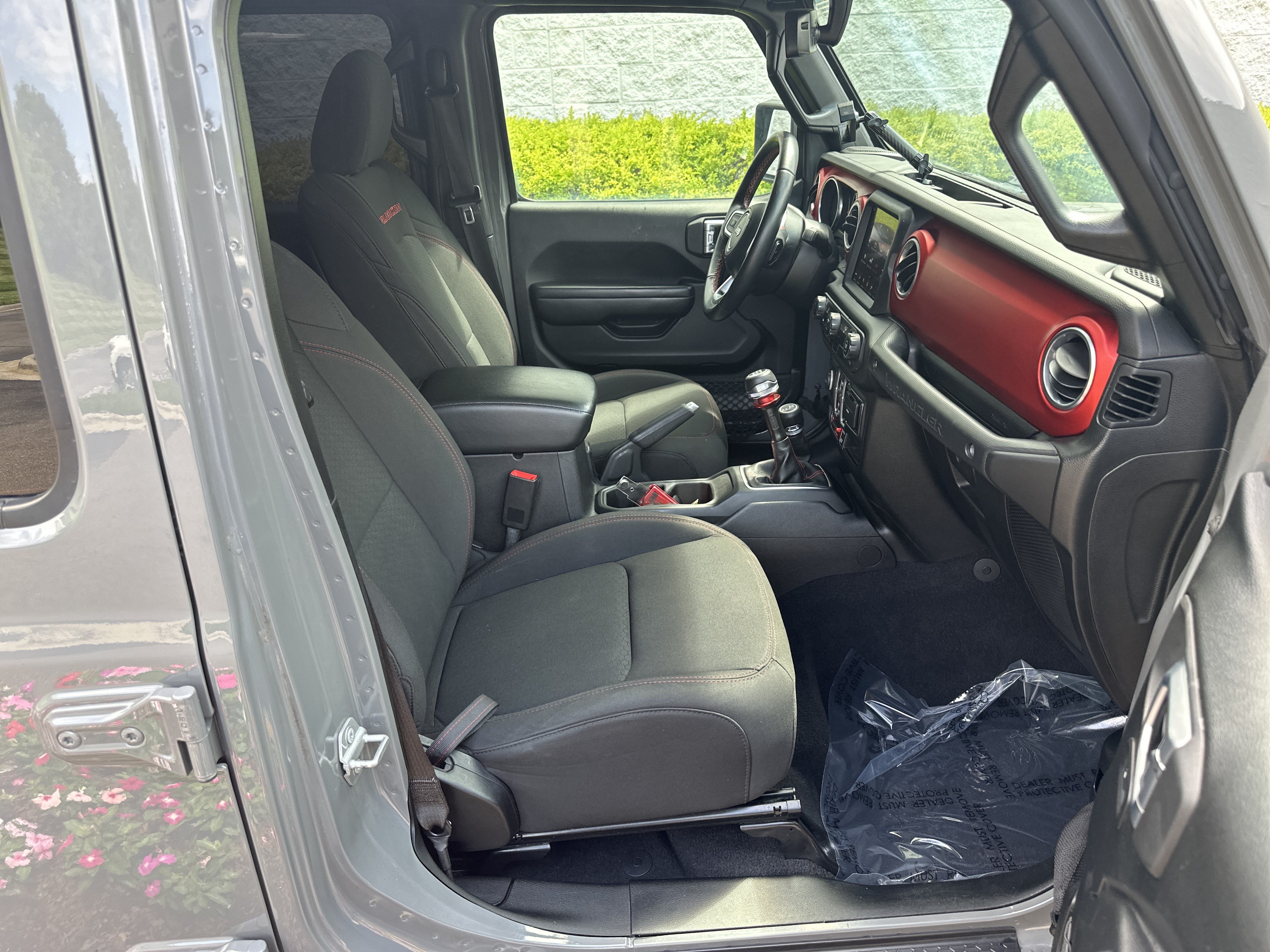 Used 2021 Jeep Wrangler Unlimited Rubicon AWD/4WD image 21