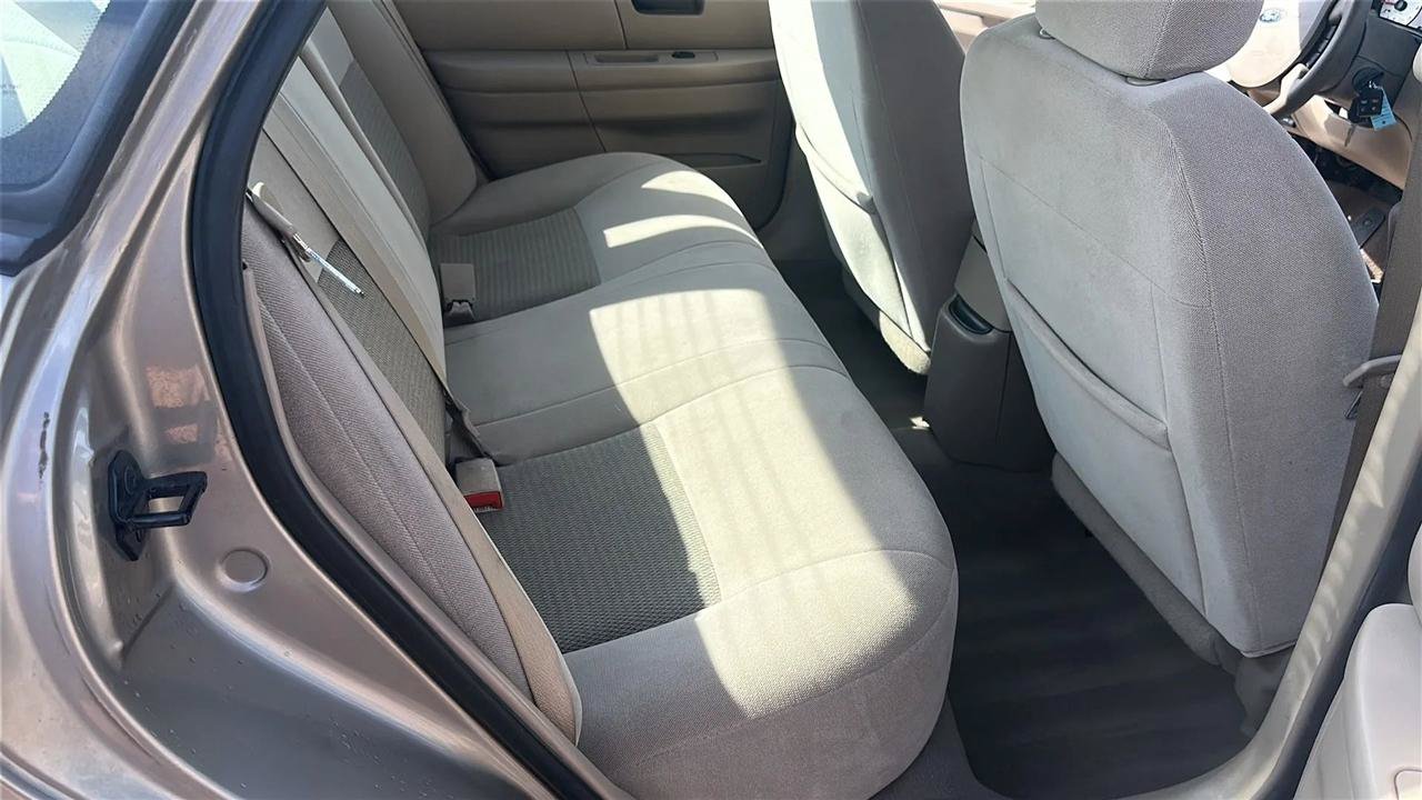 Used 2006 Ford Taurus SEL FWD image 29