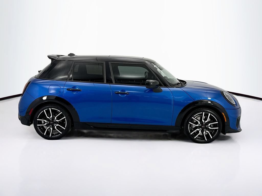 New 2026 MINI Cooper S FWD image 4