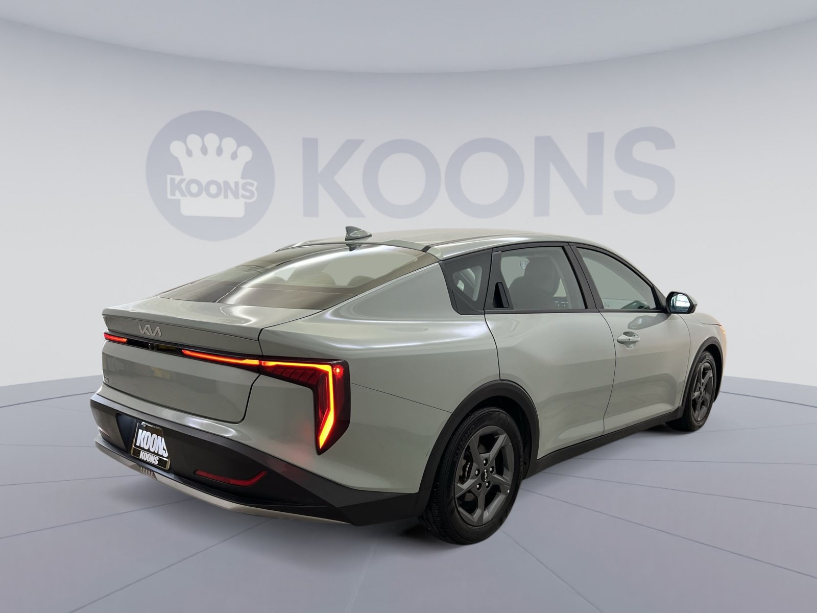 Used 2025 Kia K4 FWD image 8