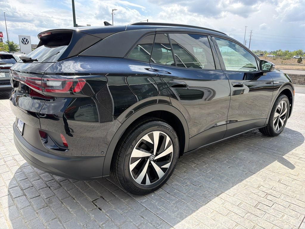 Used 2023 Volkswagen ID.4 Pro AWD/4WD image 7