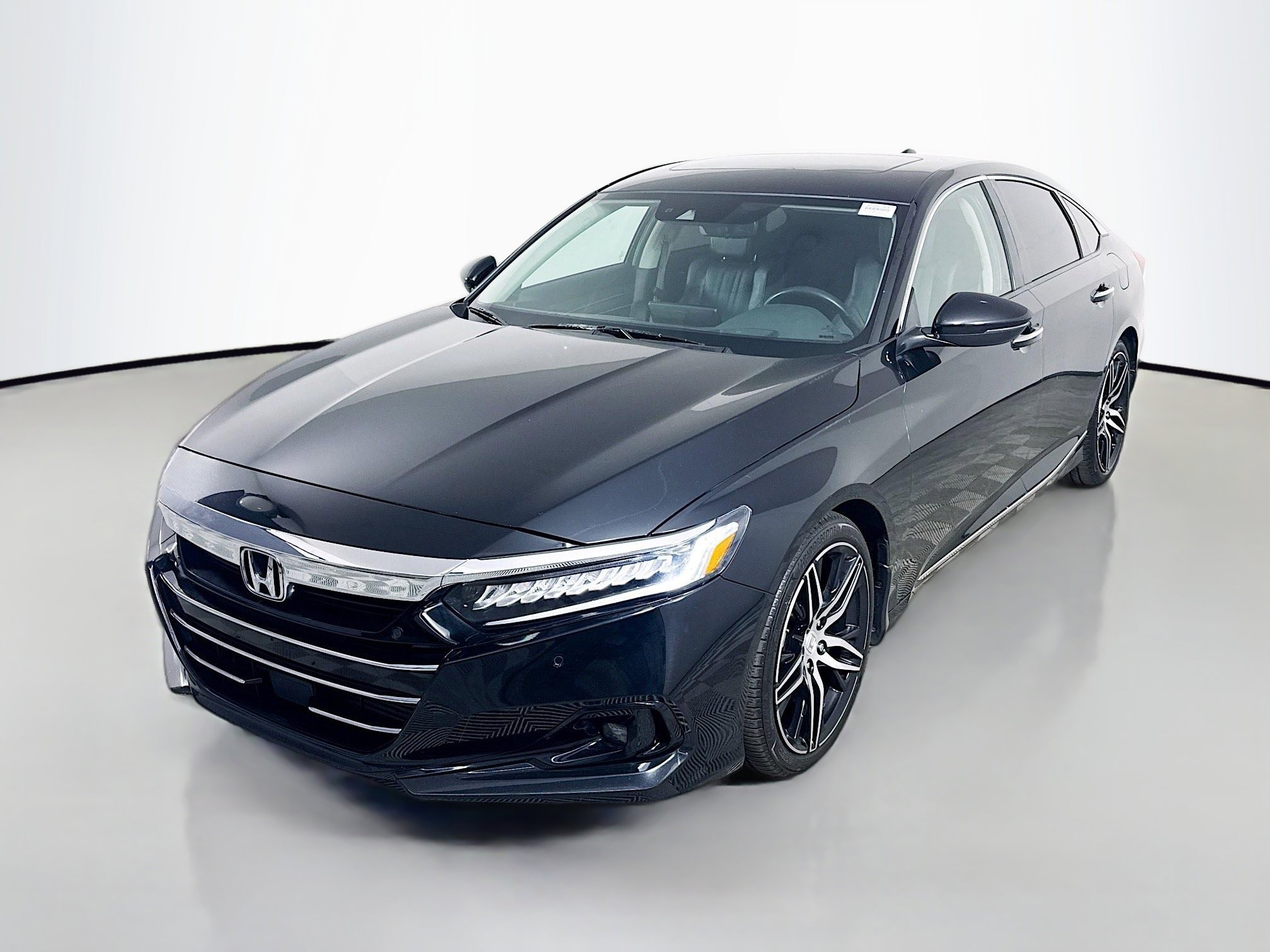 Used 2021 Honda Accord Touring image 4