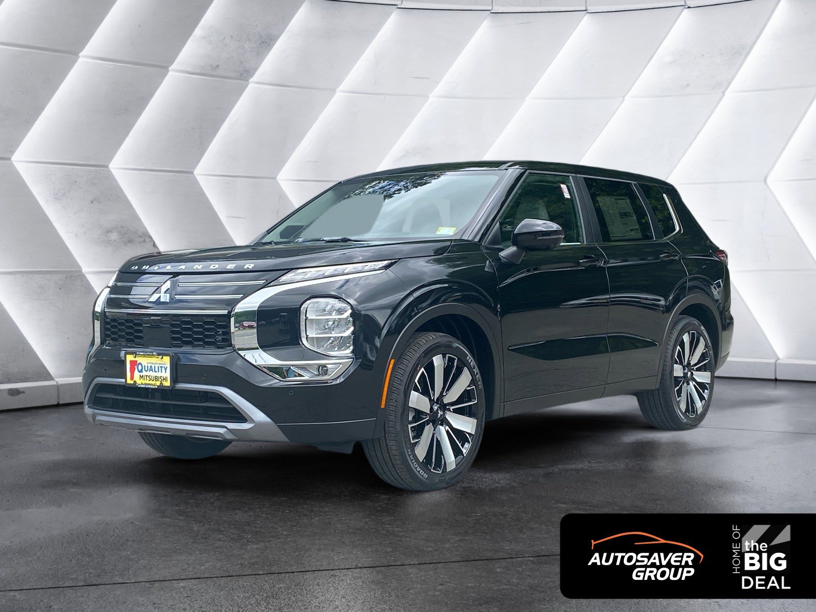 New 2025 Mitsubishi Outlander SE