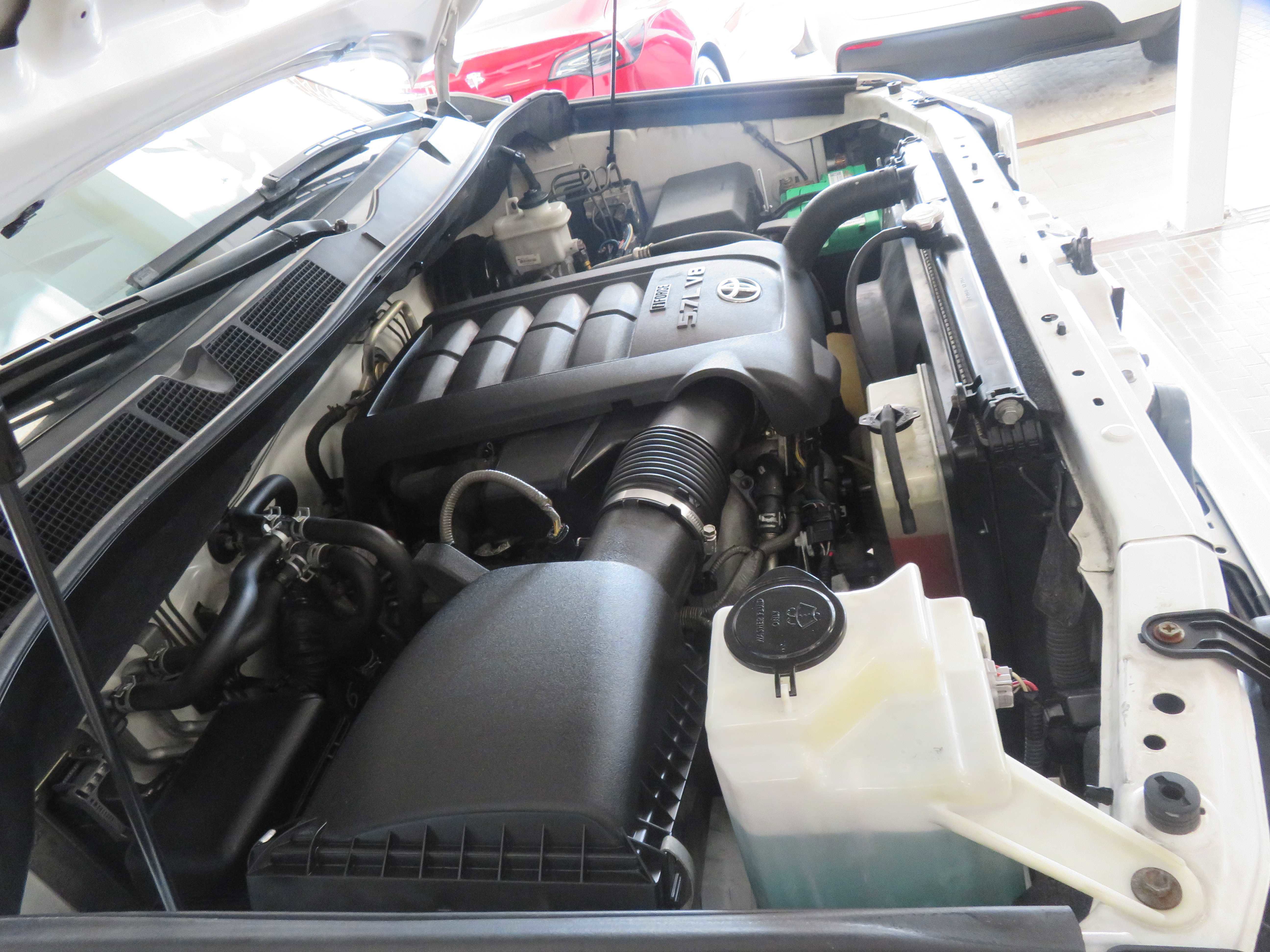 Used 2015 Toyota Sequoia SR5 w/ Premium Package image 61