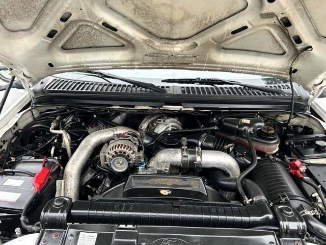 Used 2004 Ford F350 XL image 4