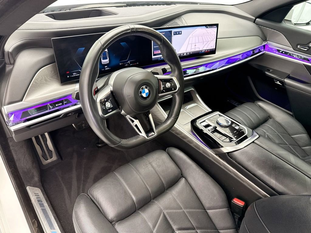 Certified 2023 BMW 740i RWD image 9
