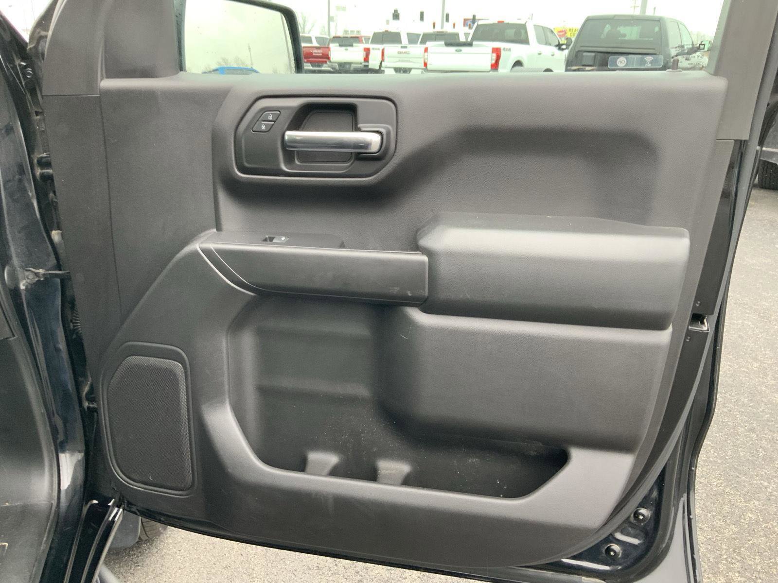 Used 2019 Chevrolet Silverado 1500 Custom Trail Boss w/ Custom Convenience Package image 53