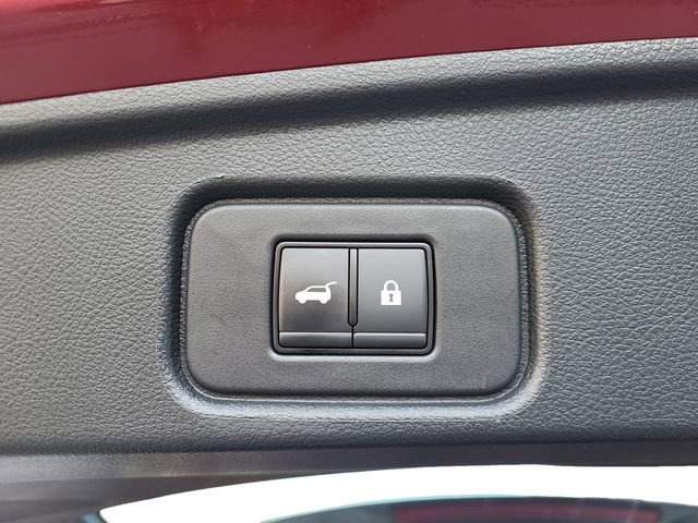 Used 2023 Nissan Pathfinder SL w/ Lighting Package (N92) image 24