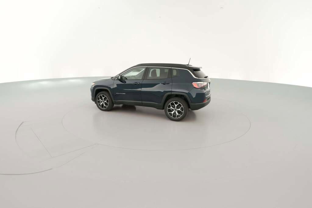 New 2026 Jeep Compass Limited image 7