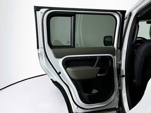 New 2025 Land Rover Defender 110 S AWD/4WD image 22