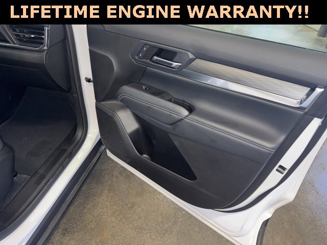 Used 2025 GMC Terrain Elevation image 35