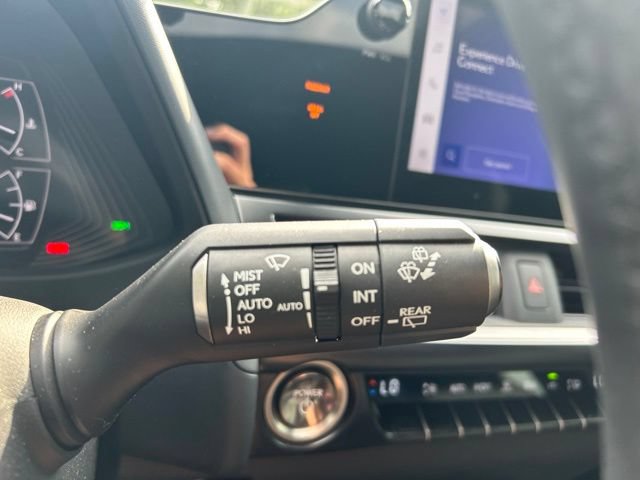 Certified 2023 Lexus UX 250h F Sport w/ Accessory Package (Z2) AWD/4WD image 22