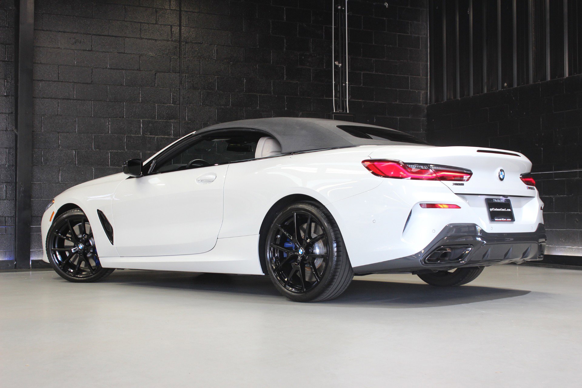 Used 2022 BMW M850i xDrive Convertible w/ M Carbon Exterior Package AWD/4WD image 13