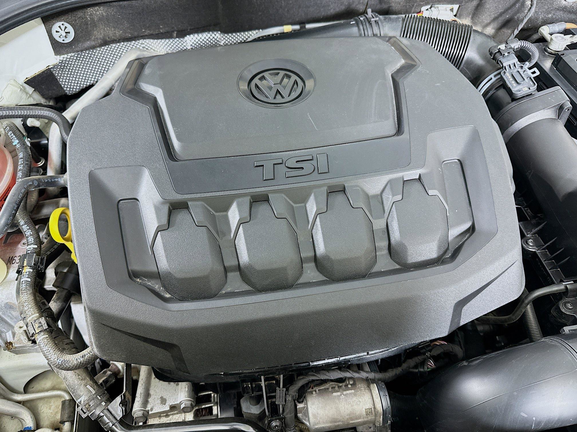 Used 2020 Volkswagen Passat 2.0T S image 31