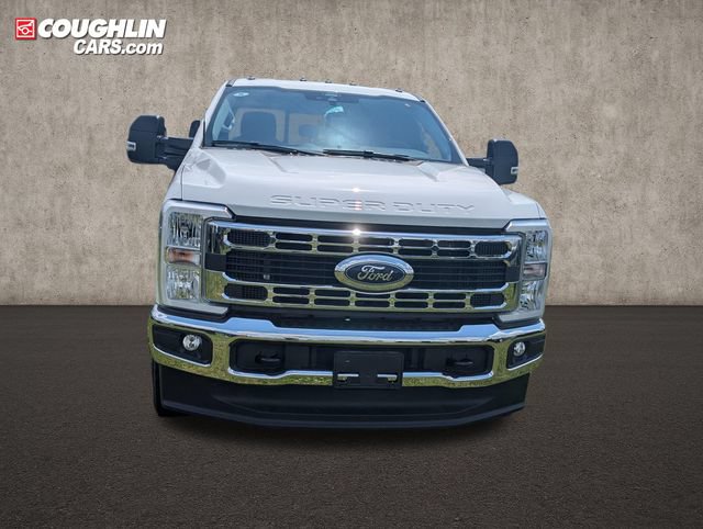 New 2026 Ford F350 XL w/ XL Chrome Package AWD/4WD image 2