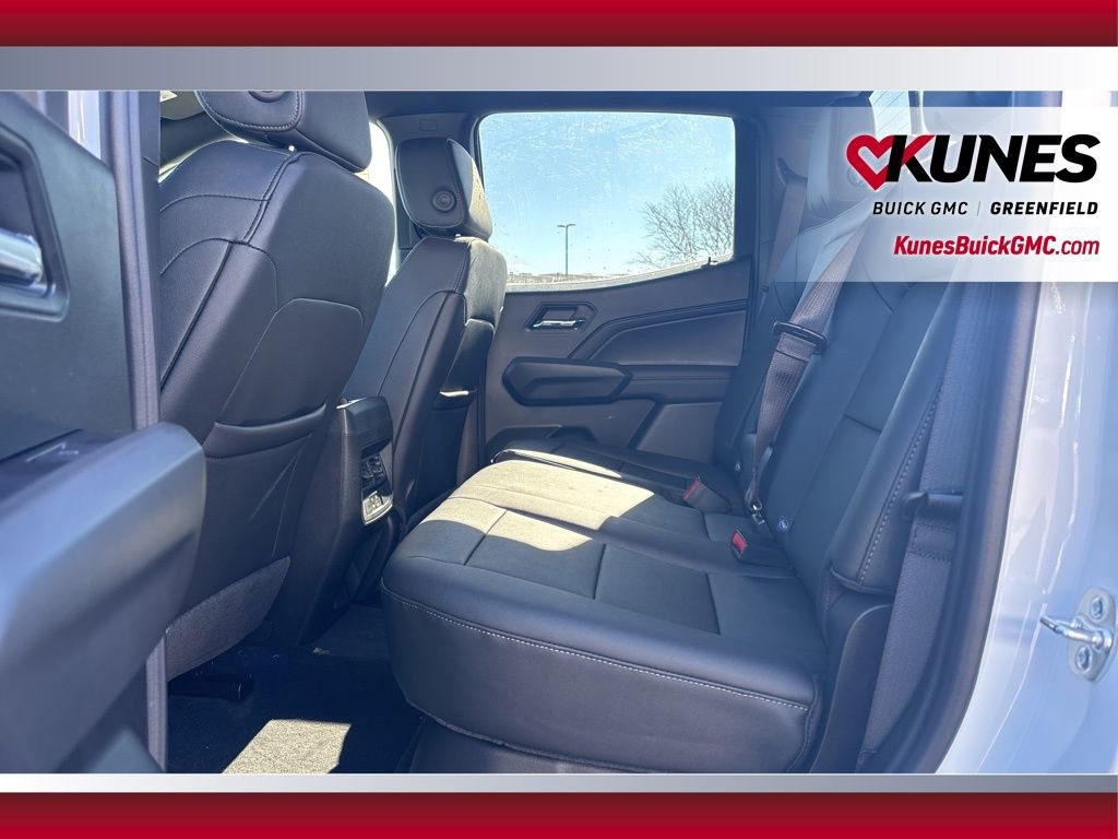 New 2025 GMC Canyon Elevation w/ Convenience Package image 38