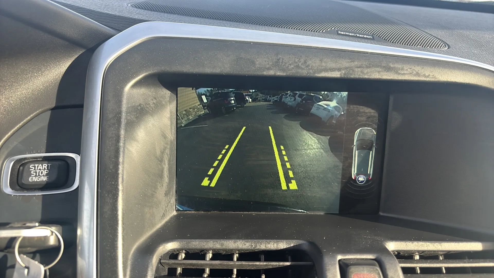 Used 2016 Volvo XC60 T6 Platinum image 22