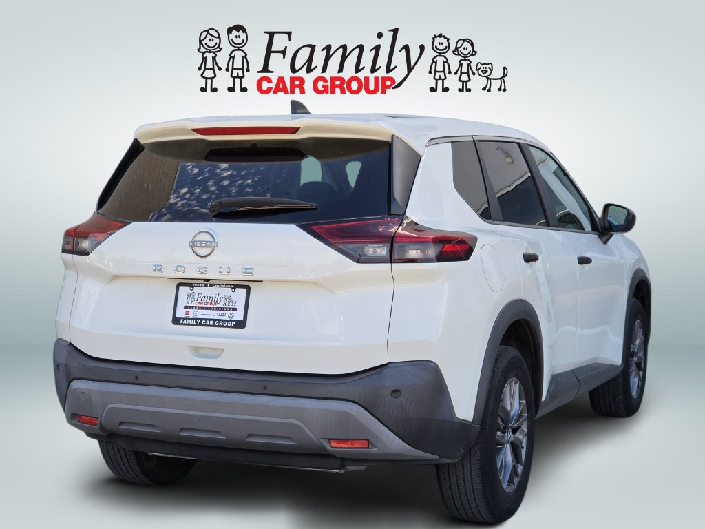 Used 2023 Nissan Rogue S FWD image 4