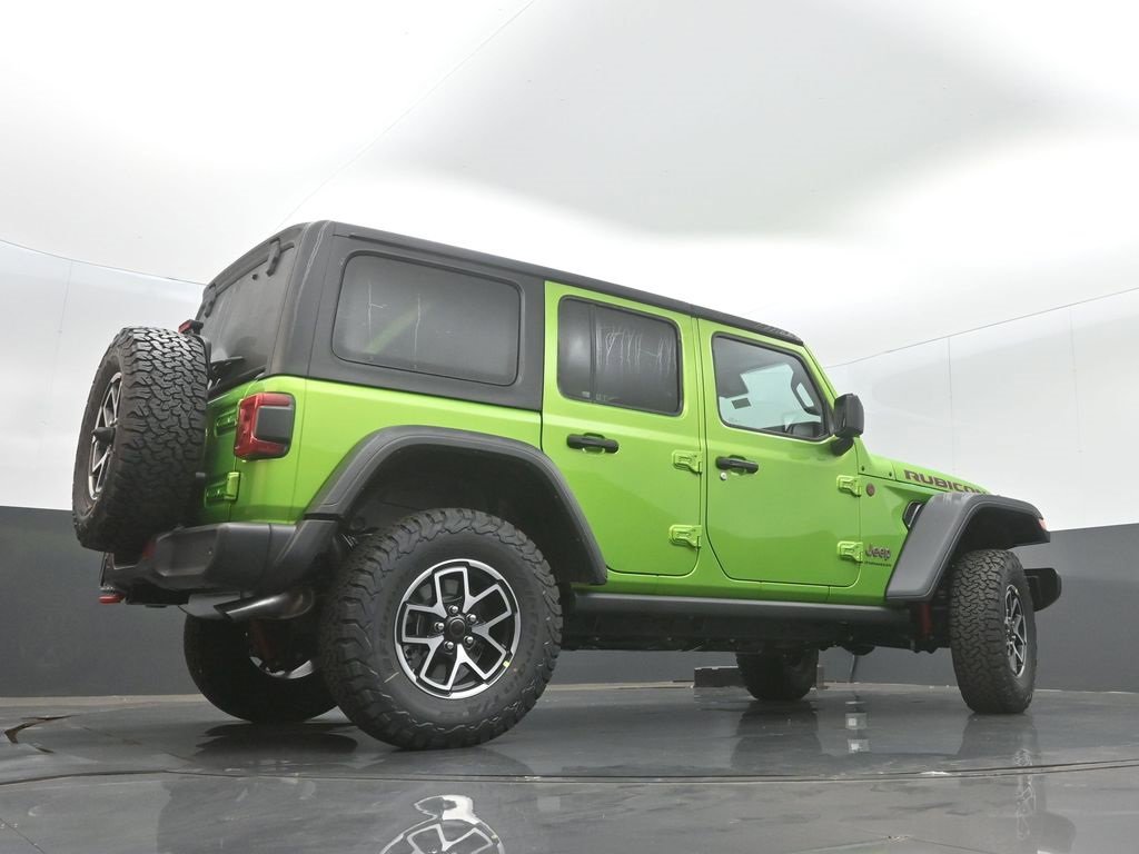 New 2025 Jeep Wrangler Rubicon w/ Technology Group image 32