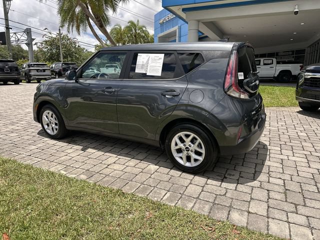 Used 2024 Kia Soul LX w/ Option Group 015 FWD image 34