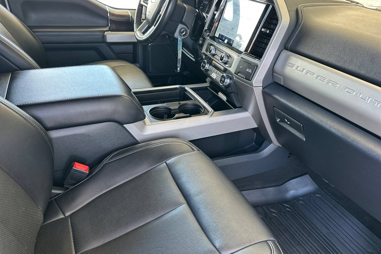 Used 2022 Ford F250 Lariat AWD/4WD image 17