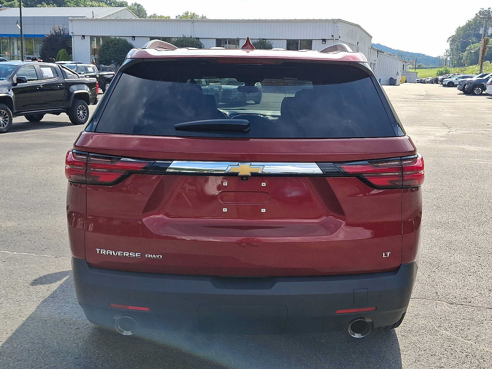 Used 2023 Chevrolet Traverse LT AWD/4WD image 5