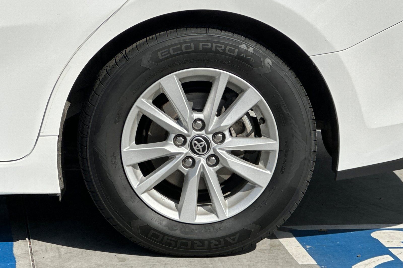 Certified 2025 Toyota Camry LE FWD image 25