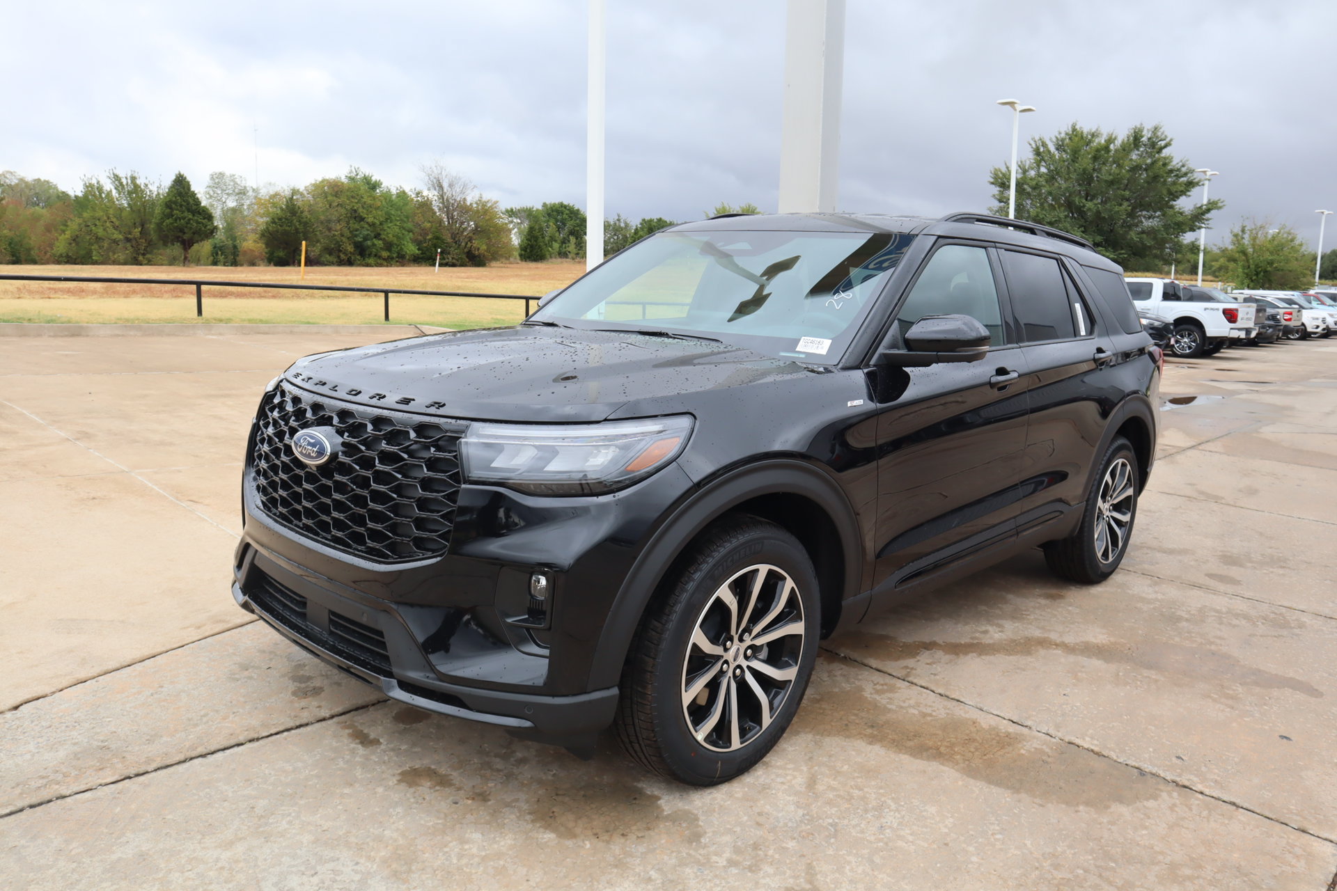 New 2026 Ford Explorer ST-Line AWD/4WD image 11