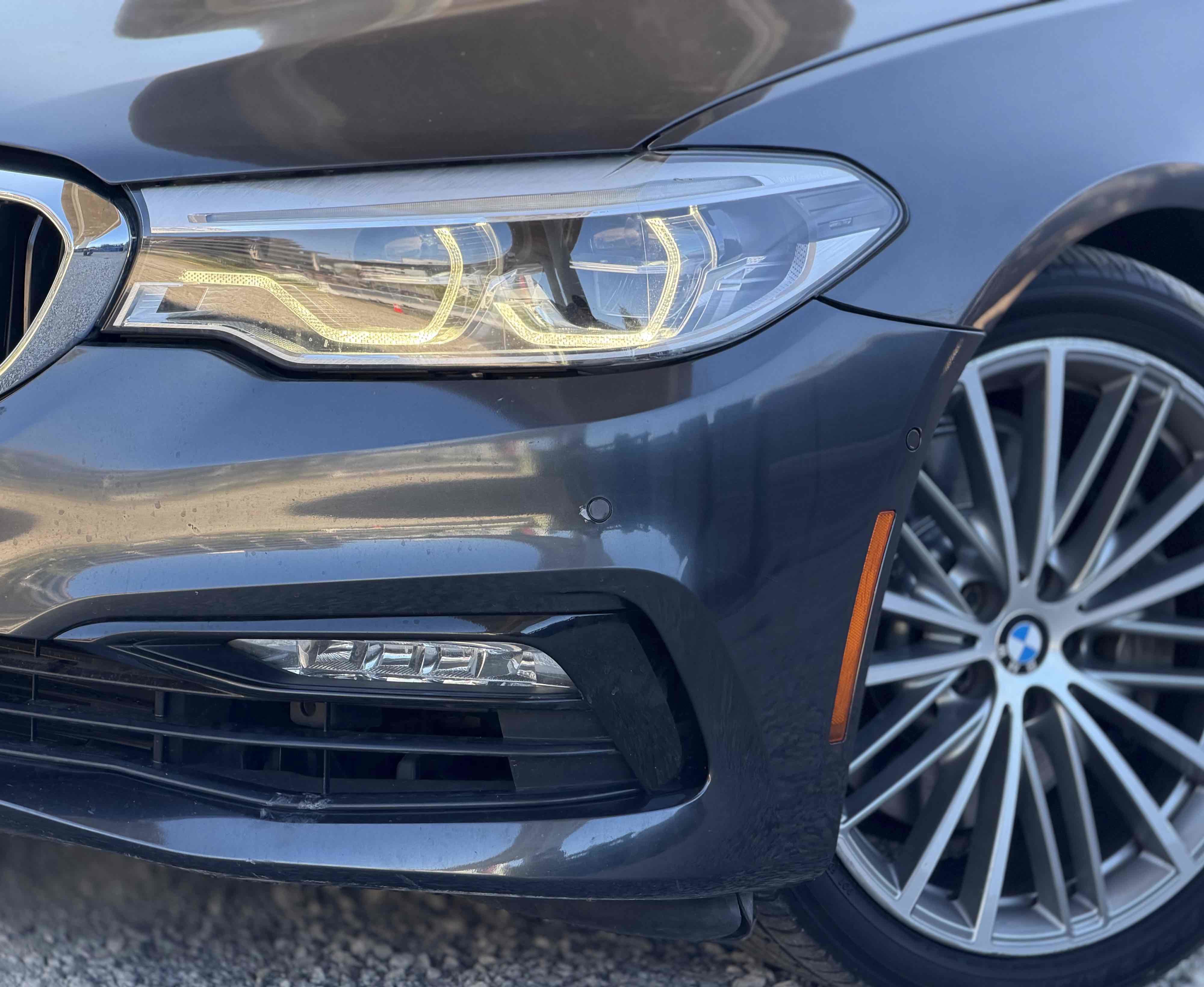 Used 2017 BMW 530i RWD image 14